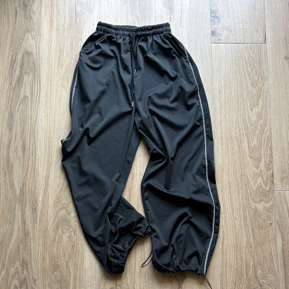 Korean brand Black Women’s Drawstring Track Pants - Picture 1 of 5